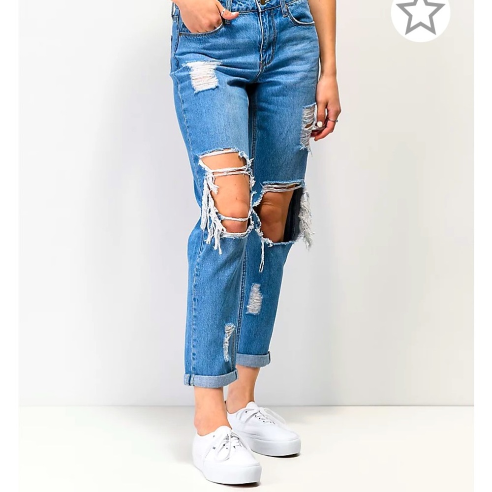 Empyre Easton Medium Wash Distressed Boyfriend Jeans